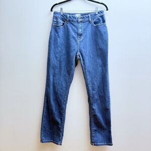 LL Bean Womens Sz 10 Reg Classic Fit Medium Wash Blue Denim Jeans